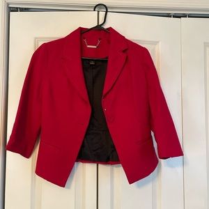 Red suit jacket 3/4 sleeve